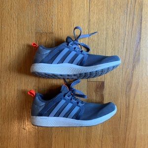 Adidas Bounce shoes